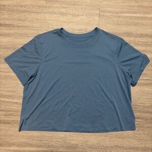 Lululemon ultralight waist-length tshirt